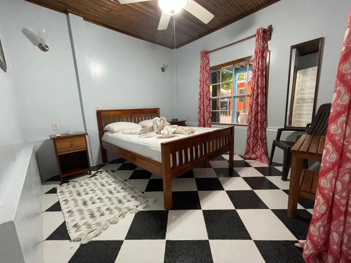 Sea N Sun Guest House Кайе Колкер Екстериор снимка